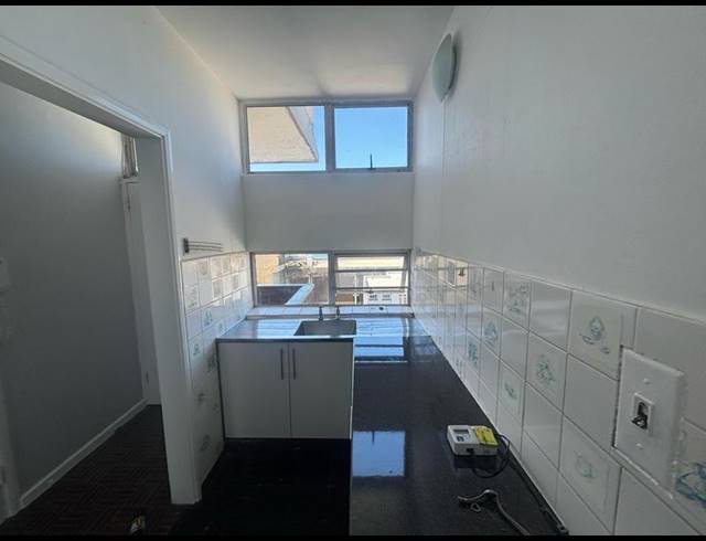 1 BEDROOM PROPERTY TO RENT IN NORTH BEACH